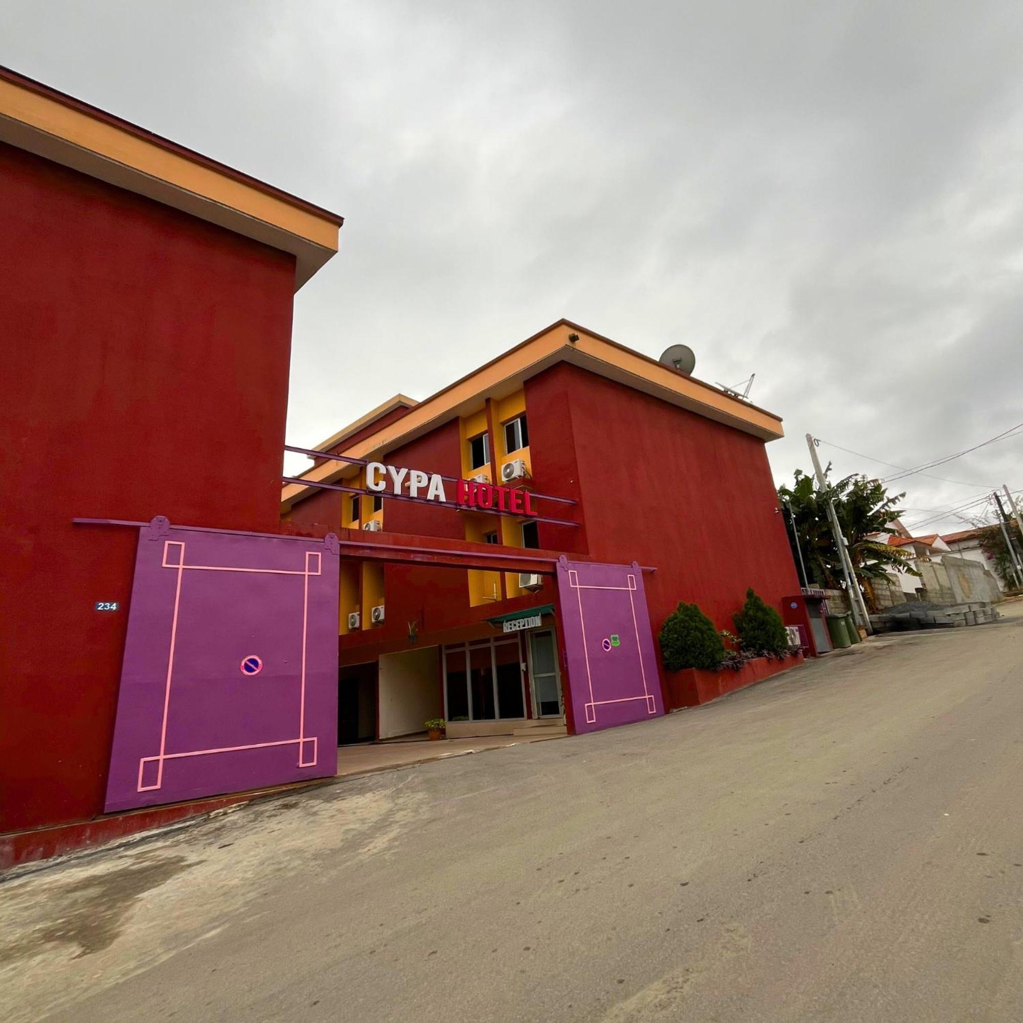 Cypa Hotel Abidjan Exteriör bild
