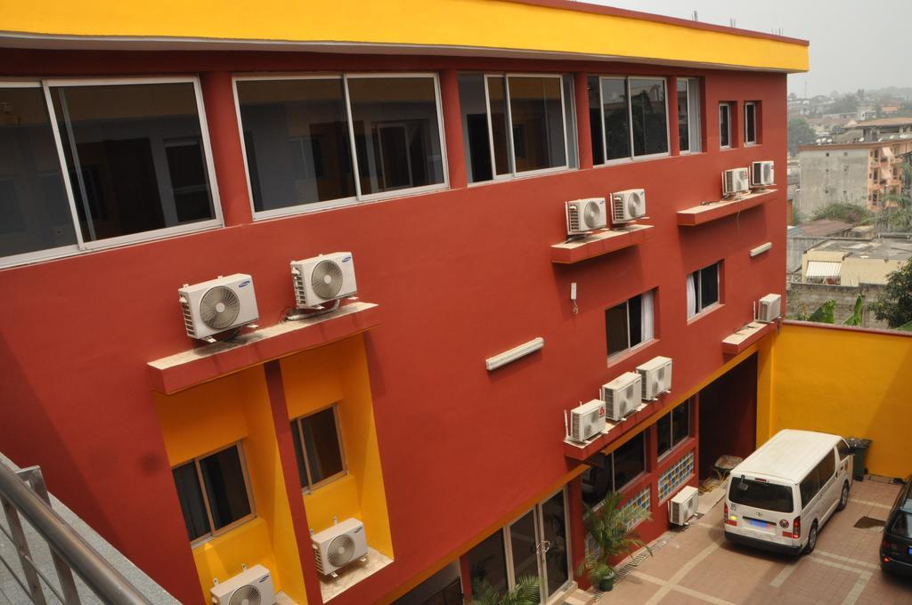 Cypa Hotel Abidjan Exteriör bild